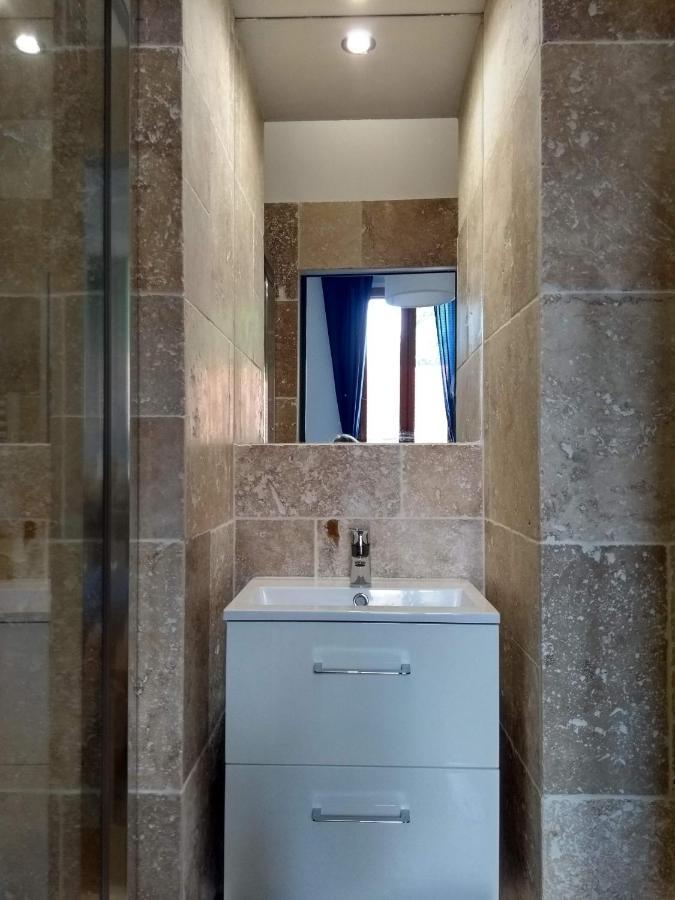 Number15 Guesthouse Каркасон Екстериор снимка
